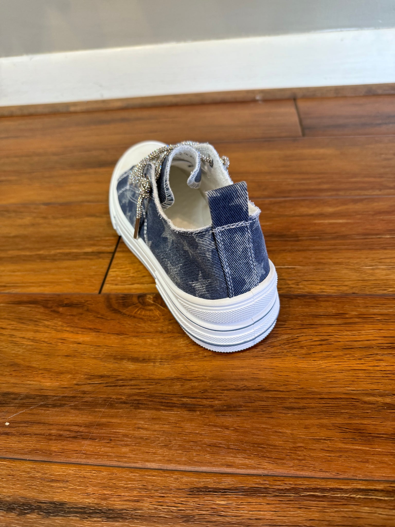VERY G - Aman Navy Star Print Sneakers