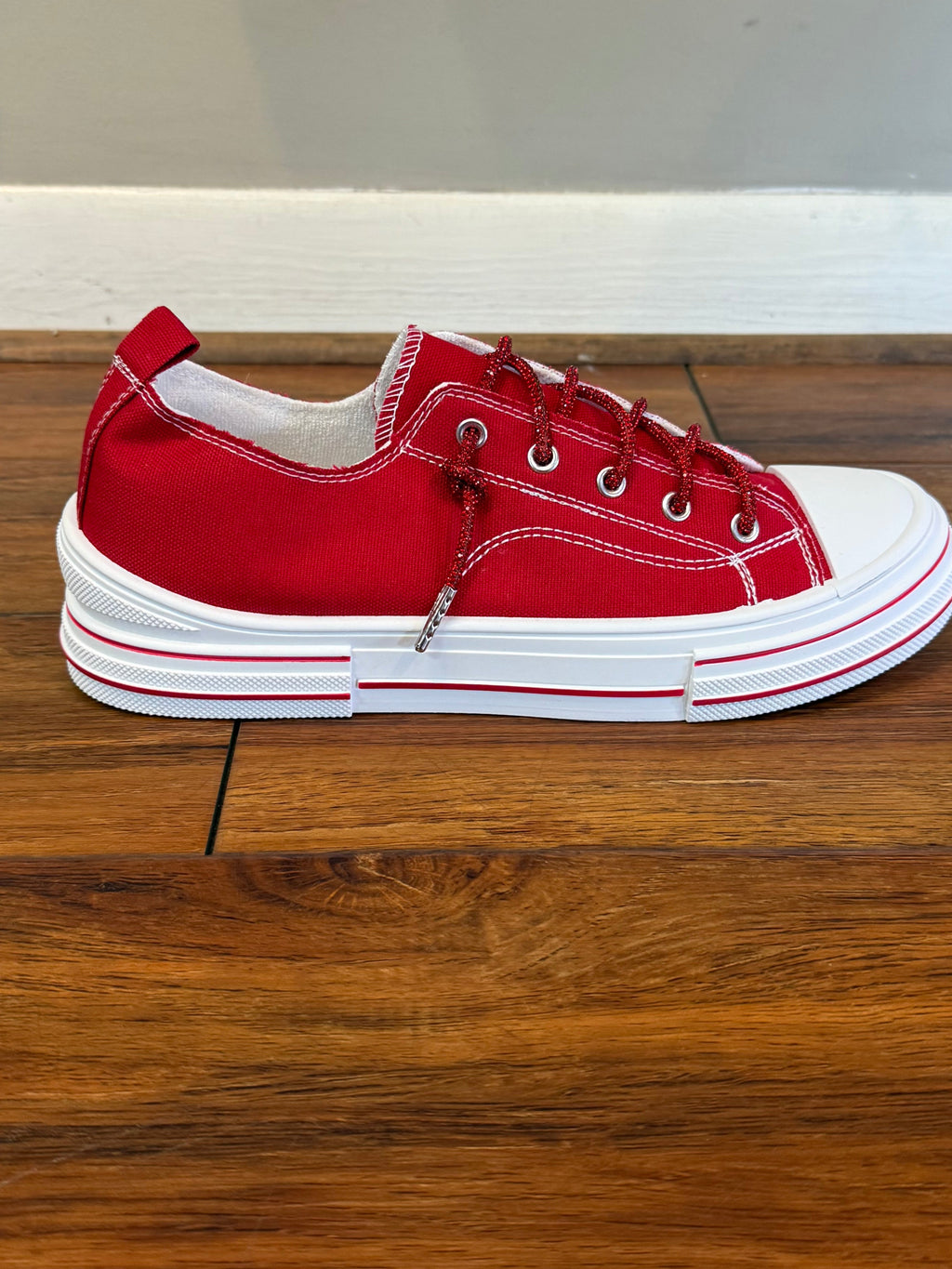 VERY G - Aman Red Tennis Shoes