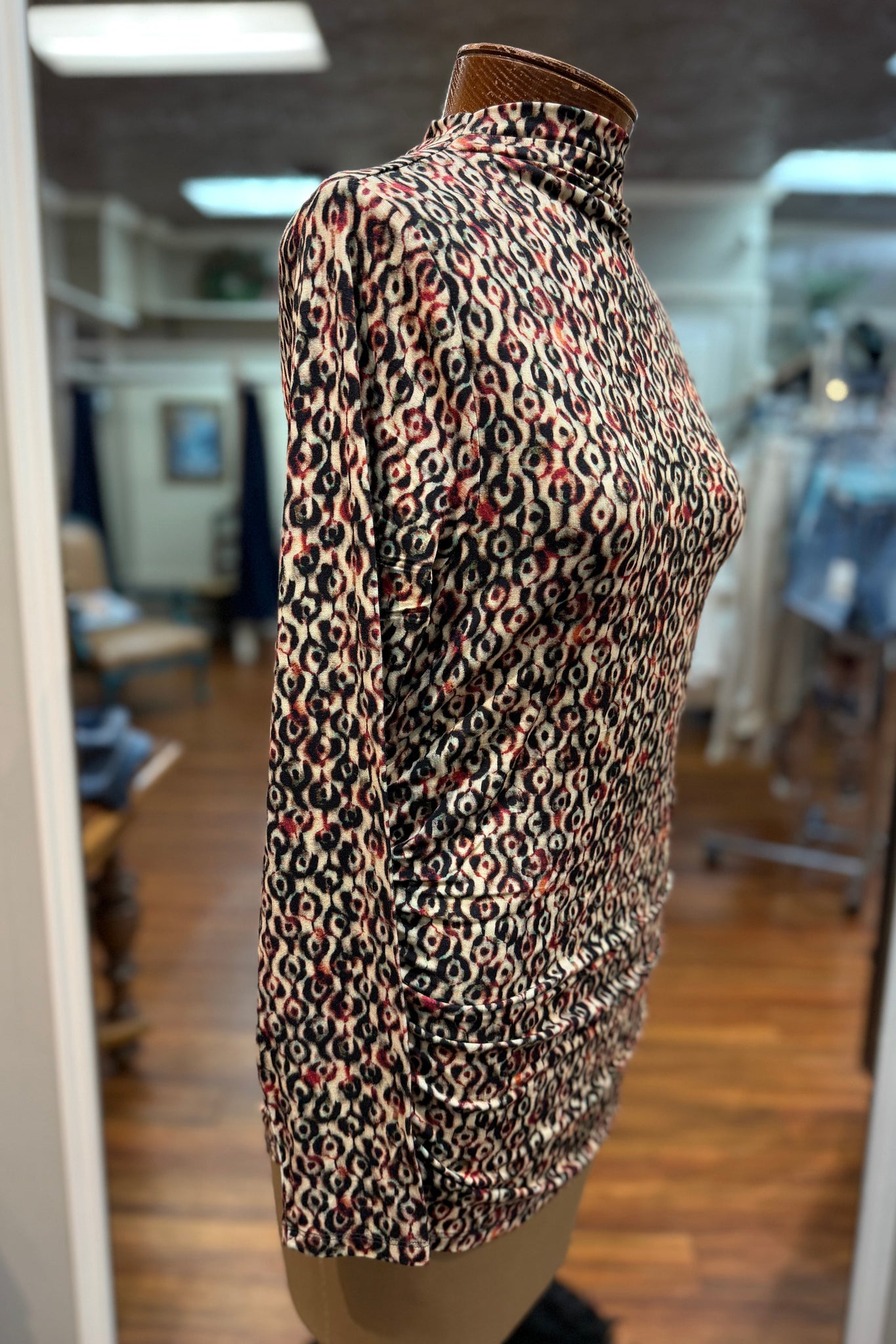 LIVERPOOL - Pleated Mock Top