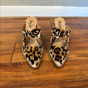 HEY GIRL BY CORKYS - Leopard Dressy Slides