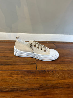 VERY G - Aman Natural Color Tennis Shoes