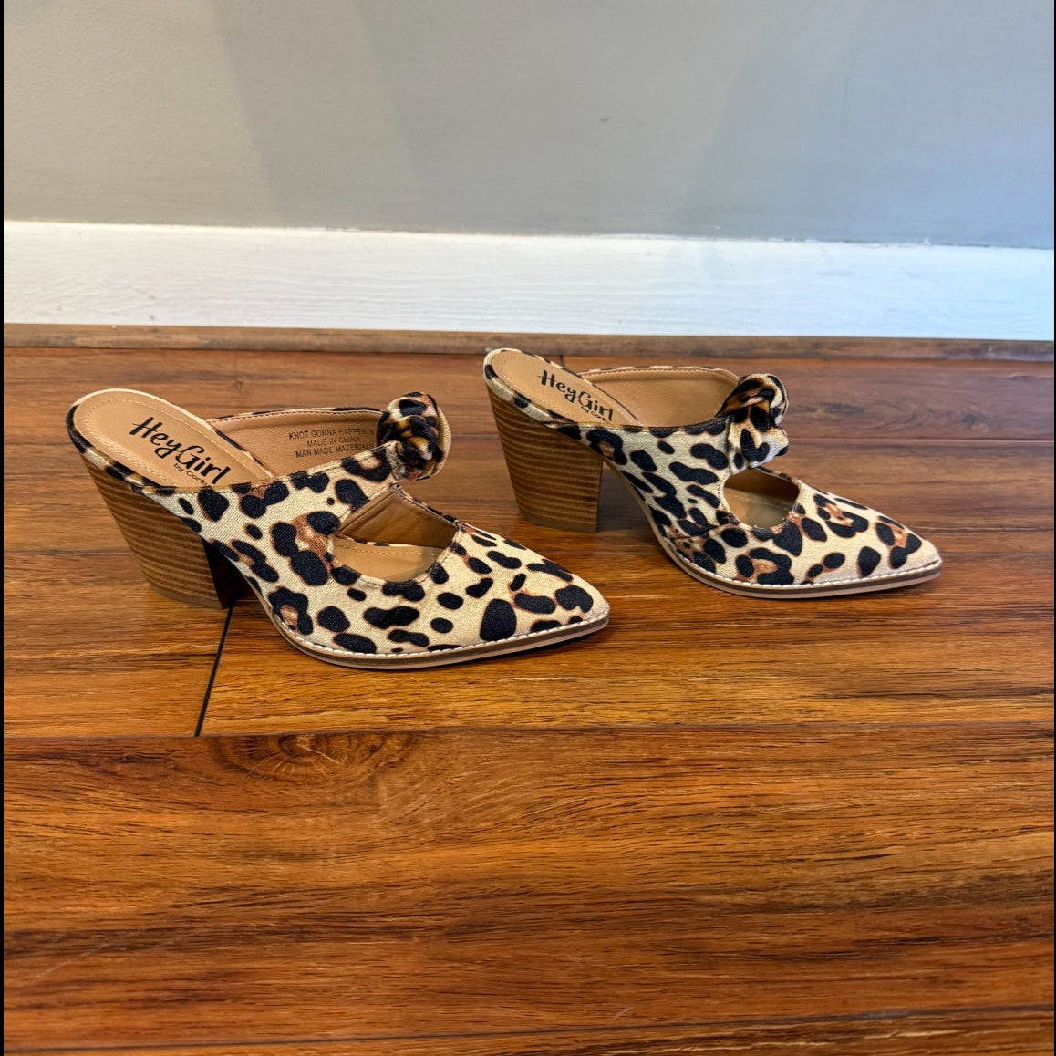HEY GIRL BY CORKYS - Leopard Dressy Slides