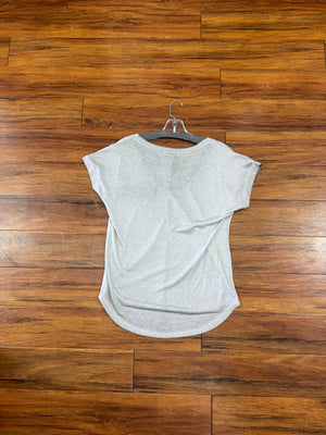 GIGI MODA - Lunia V-Neck T-Shirt with Silver Accents - Light Gray