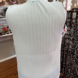 LIVERPOOL- Solid White Pleated Top