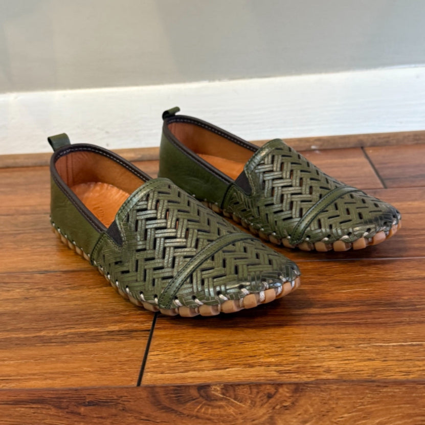 SPRING STEP - Olive Green Leather Slip Ons