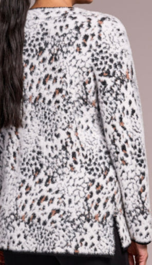 TRIBAL - Moonstone Sweater