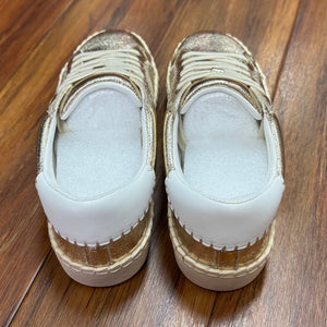 HEY GIRL BY CORKYS - Metallic Gold Tennis Shoes